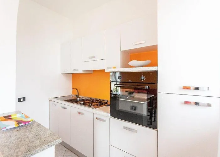 Semesterbostad Casa Tulipano Torre Vado